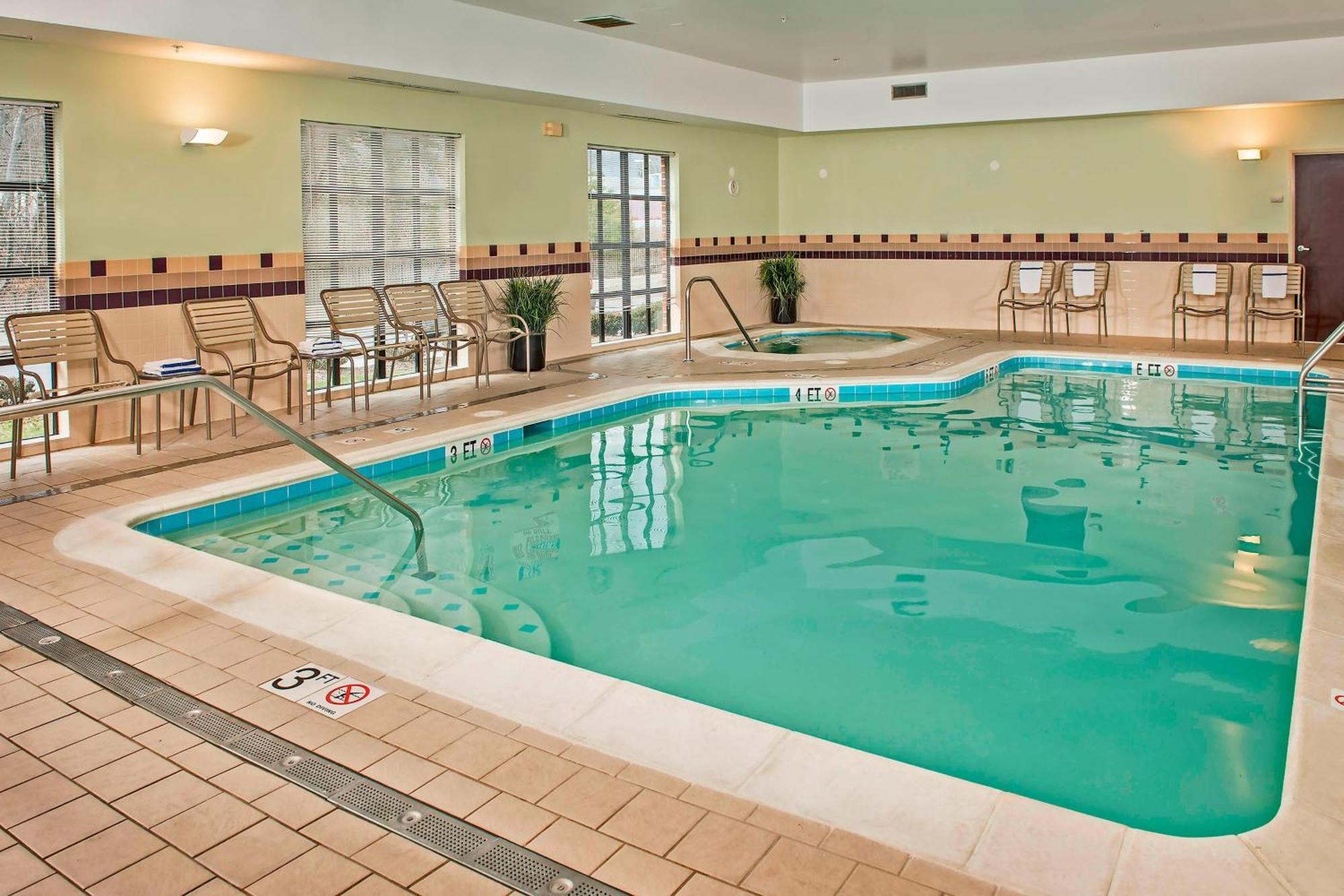 Springhill Suites Prince Frederick Exteriör bild