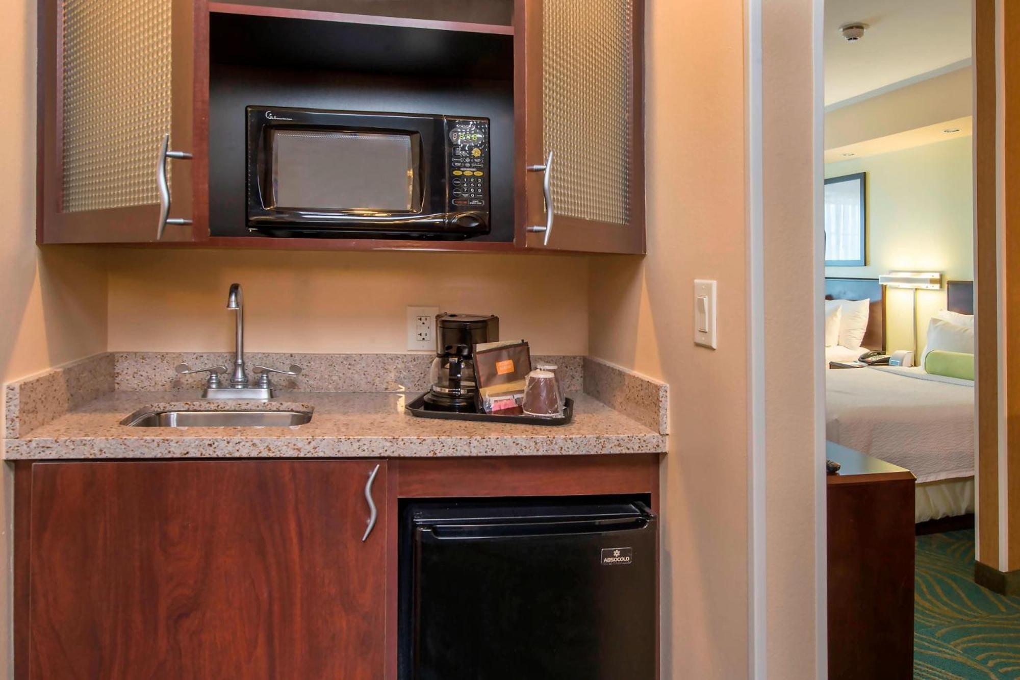 Springhill Suites Prince Frederick Exteriör bild