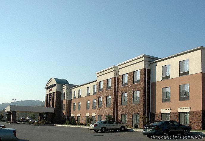 Springhill Suites Prince Frederick Exteriör bild