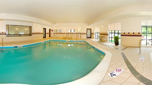 Springhill Suites Prince Frederick Exteriör bild