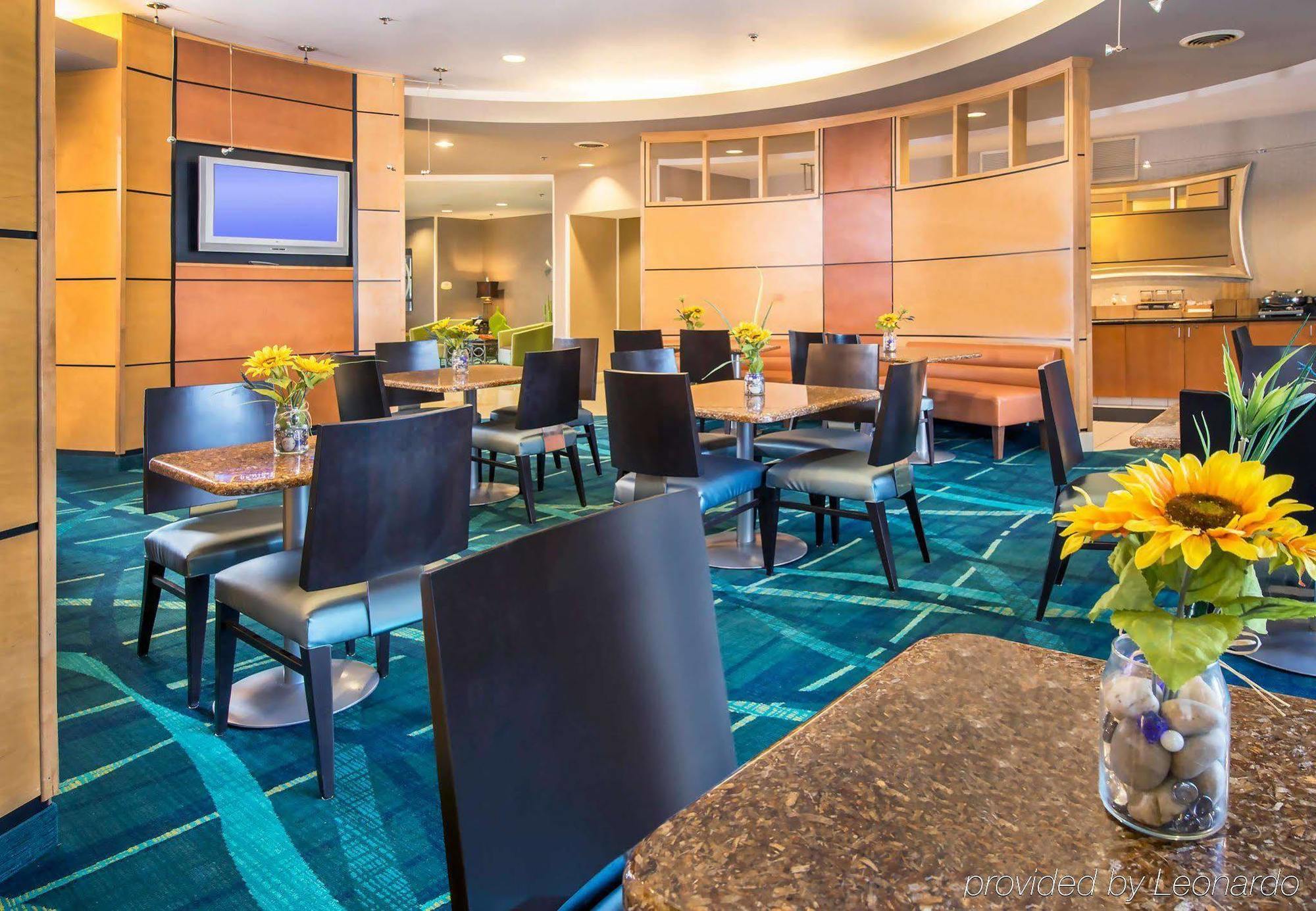 Springhill Suites Prince Frederick Exteriör bild